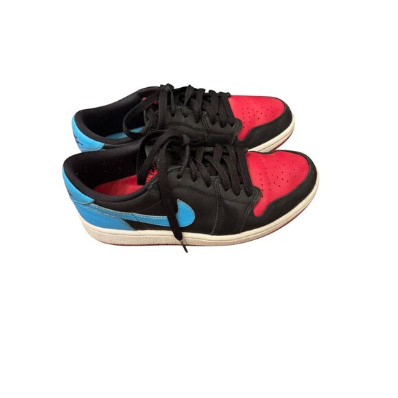 Nike Shoes - Nike women's Air Jordan red and blue shoes size 7.5